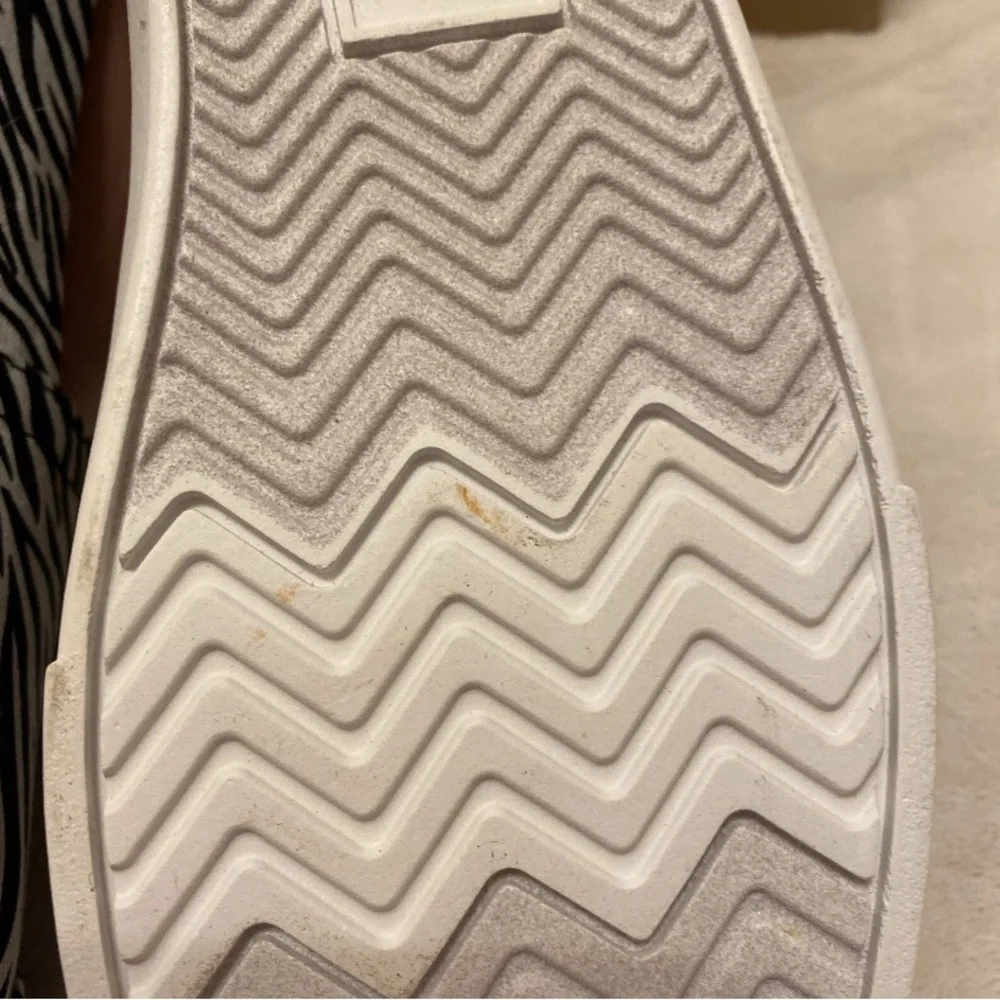 Toms Black and White Zebra Print Sneakers